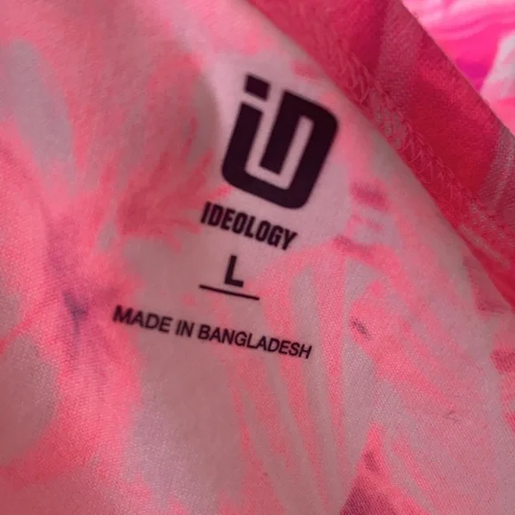 Matching Sets / Shorts - Picture 2 of 7